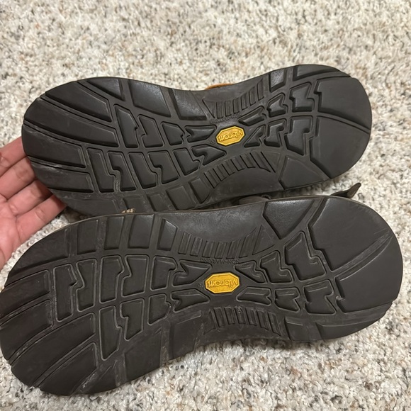 Chaco sz 8 - Picture 5 of 5